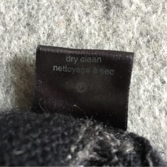 John Varvatos Men’s Crewneck Sweater, size M. - Picture 4 of 5